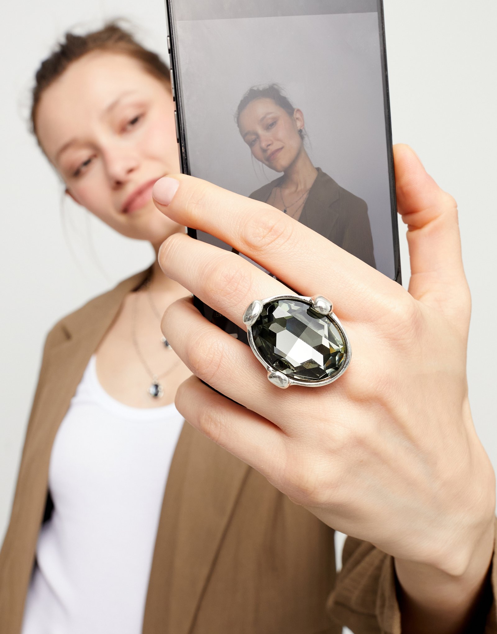 Large ring with grey oval faceted crystal, Silver, large thumbnail