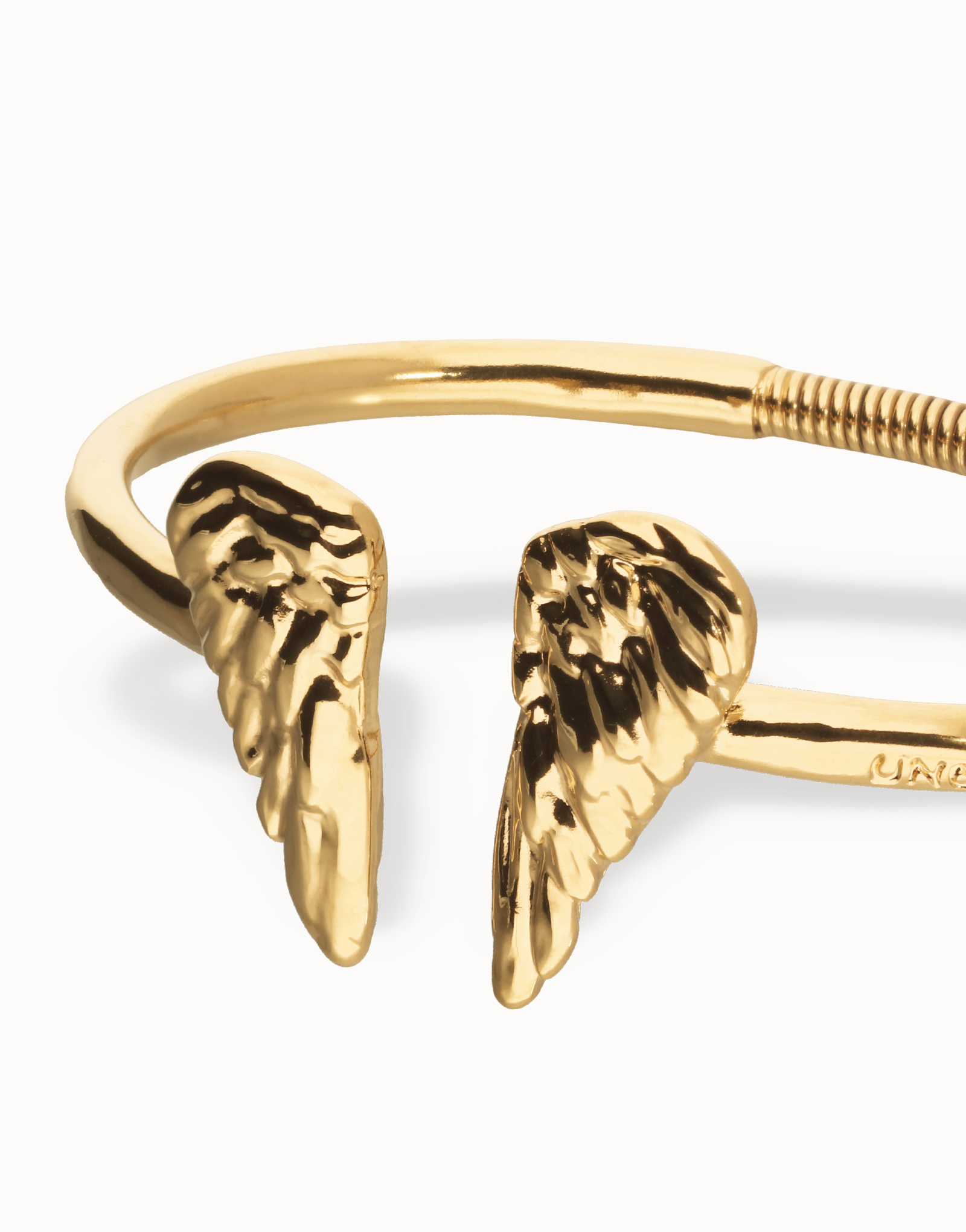 Cuff bracelet with wing detail, Golden, large thumbnail