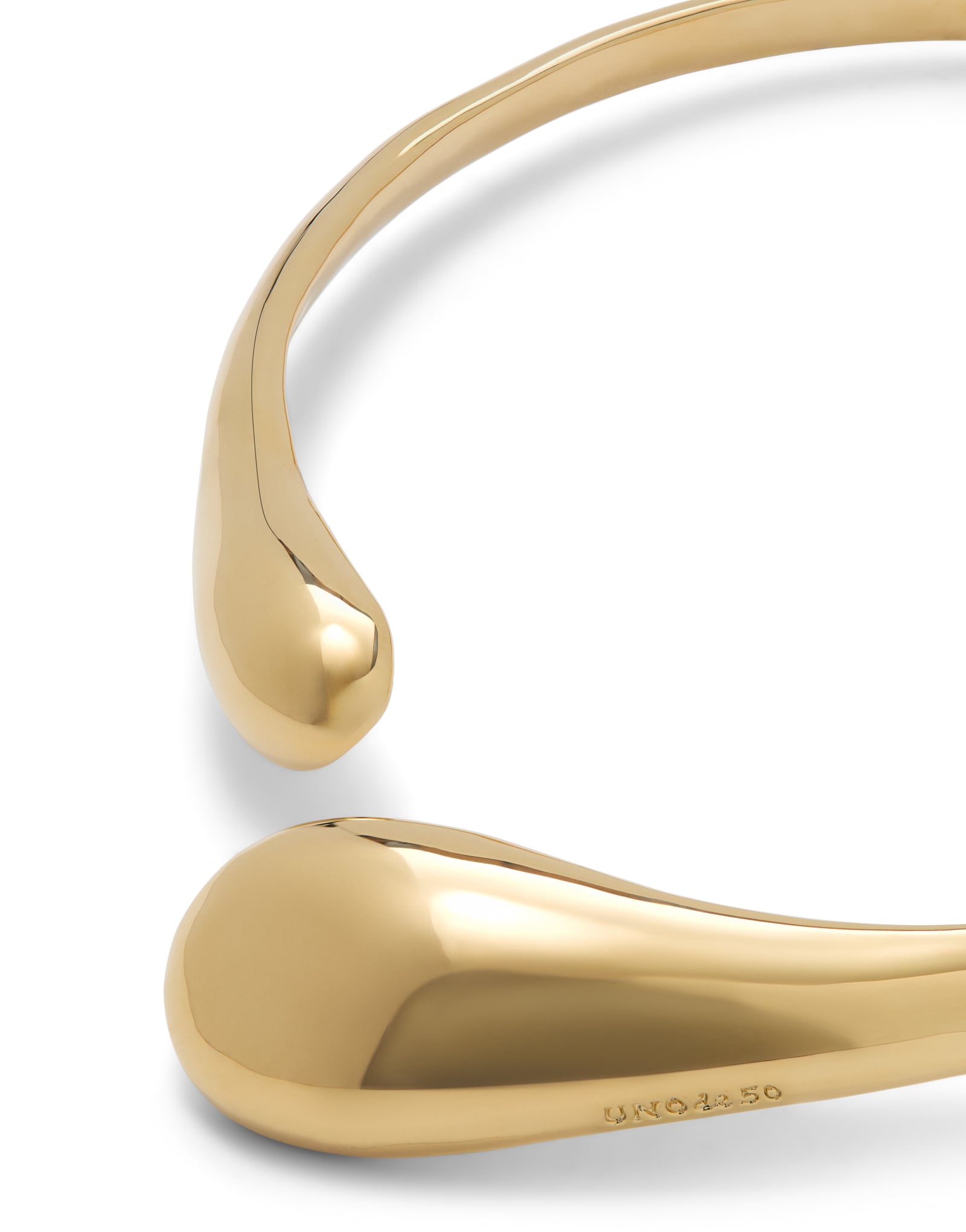 Necklace with irregular drops