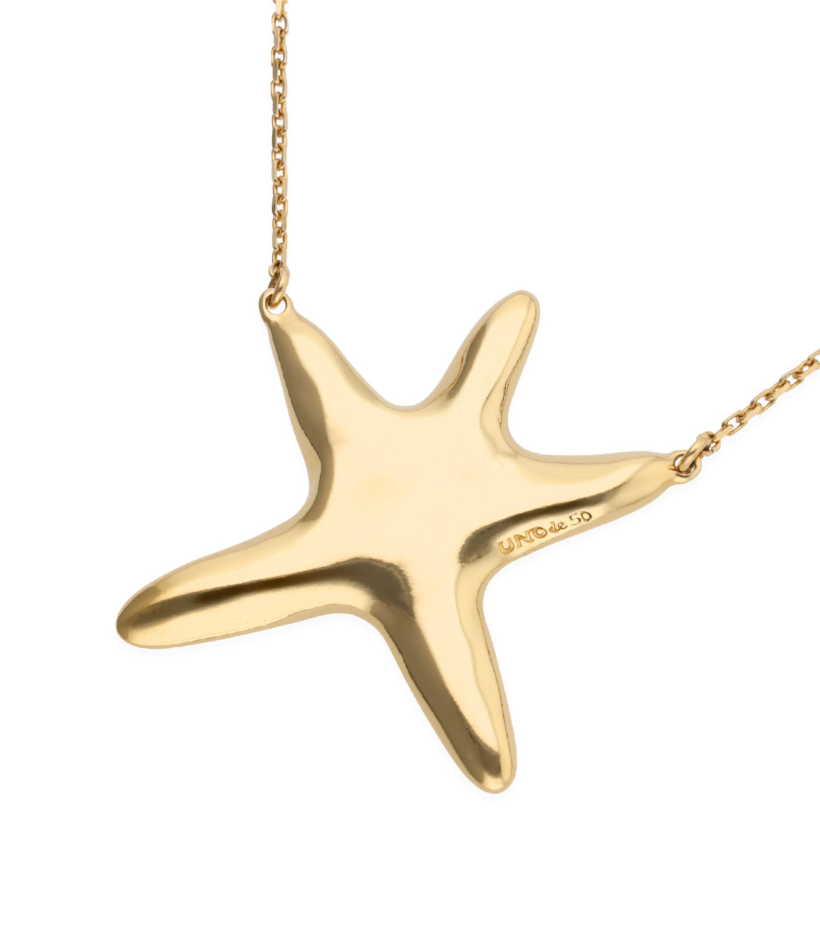 Collar medio ba&ntilde;ado en oro con estrella de mar