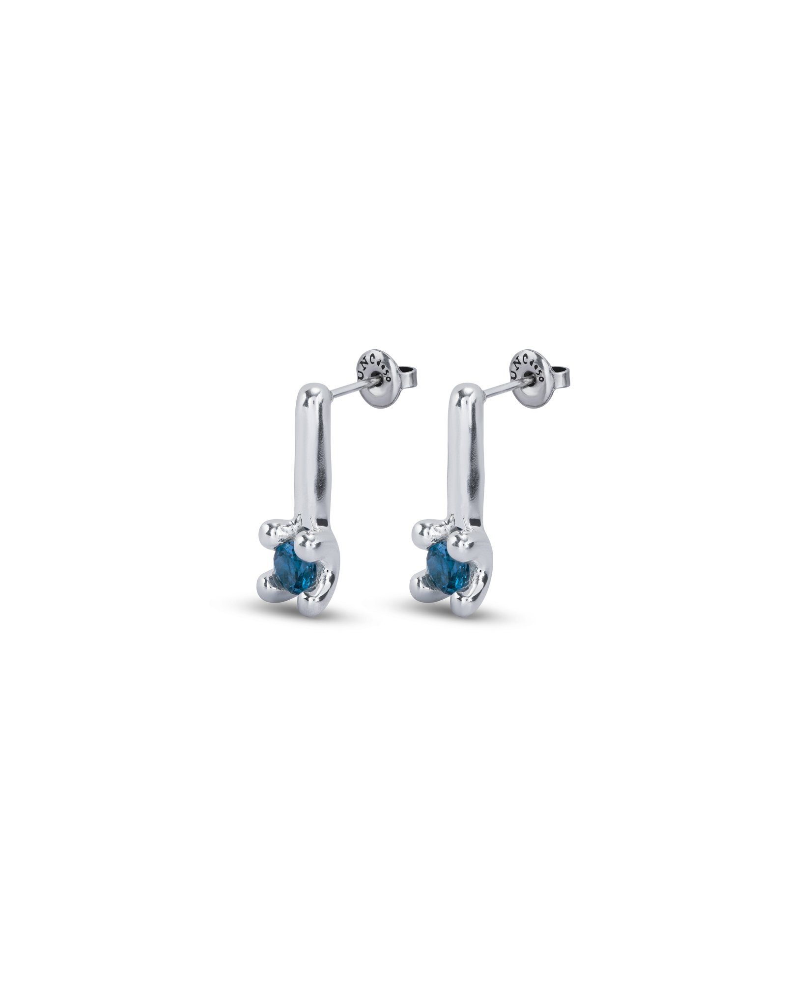 Boucles d’oreilles moyennes plaquées argent avec zircon bleu, Argent, large image number null