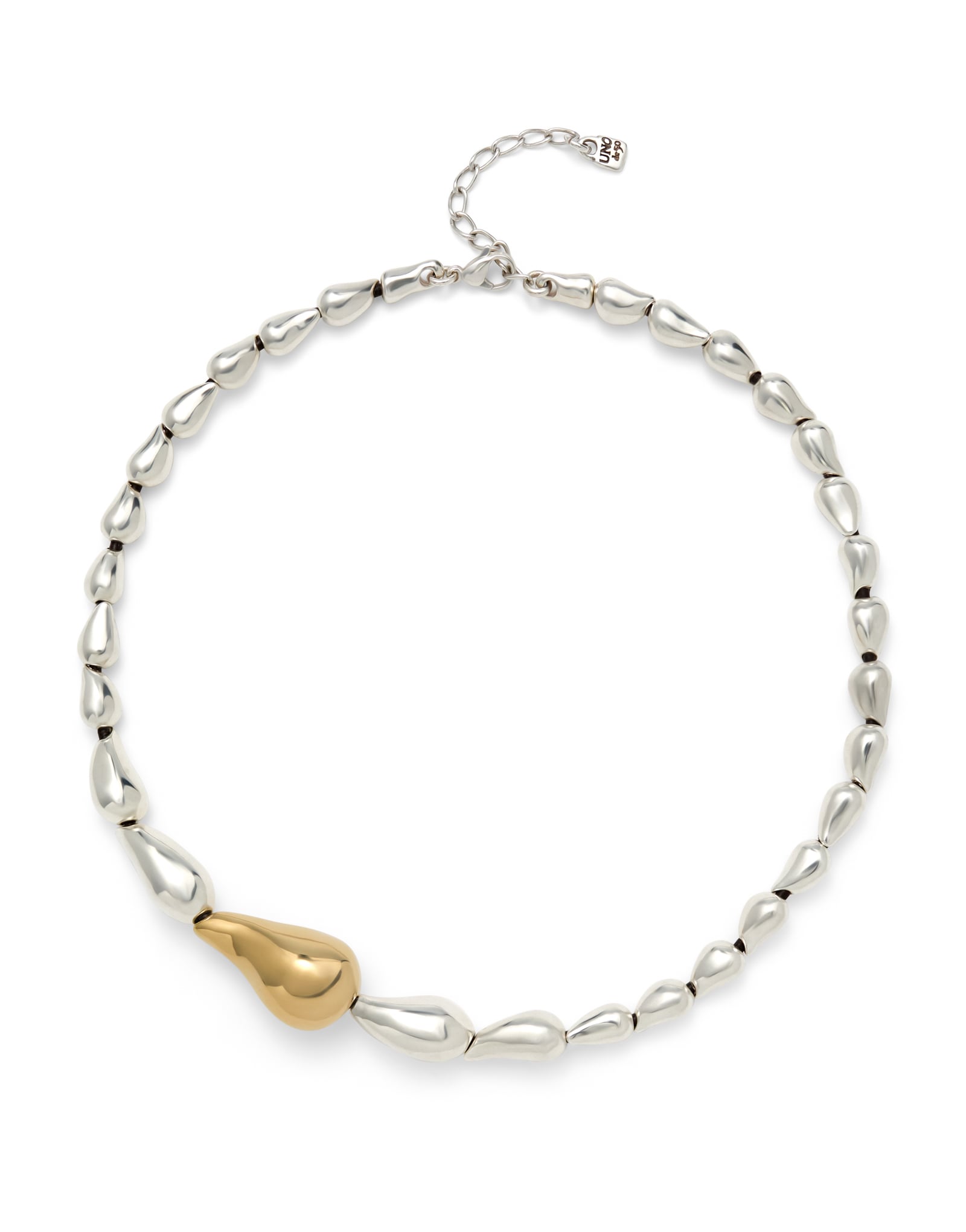 Necklace with linked drops
