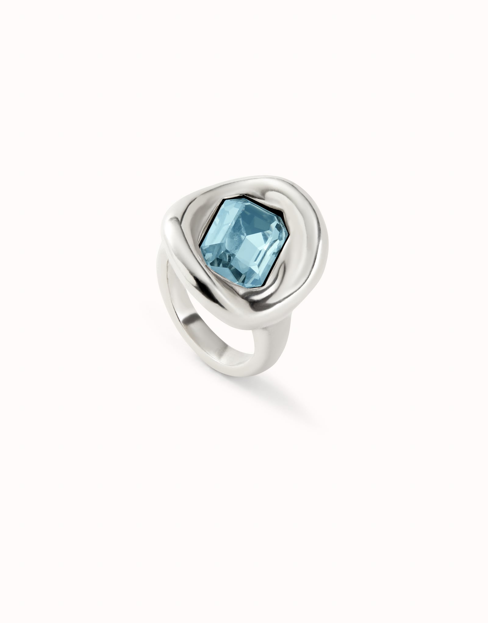Anillo ba&ntilde;ado en plata de ley con cristal celeste
